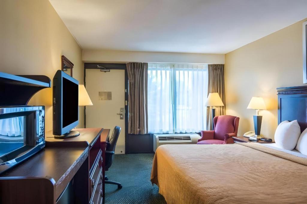 Quality Inn Manassas Kültér fotó